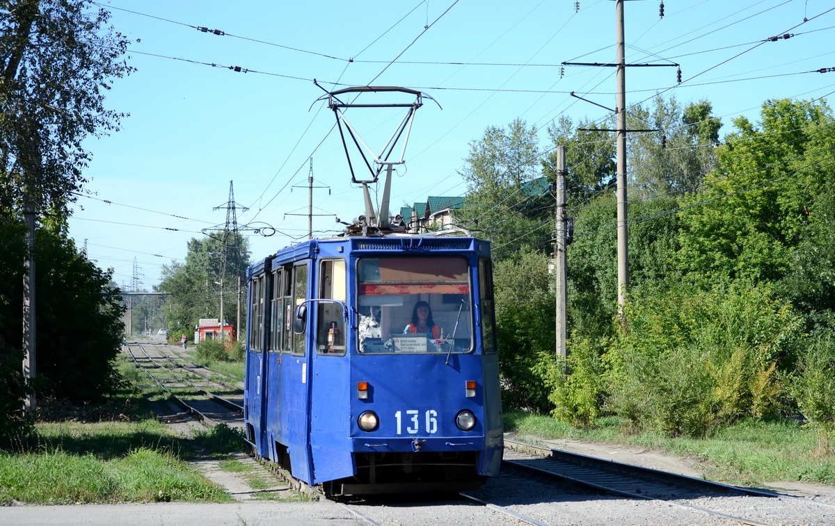 Бийск, 71-605 (КТМ-5М3) № 136