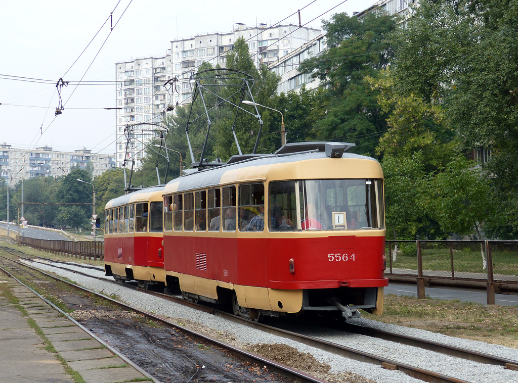 Kiova, Tatra T3SU # 5564