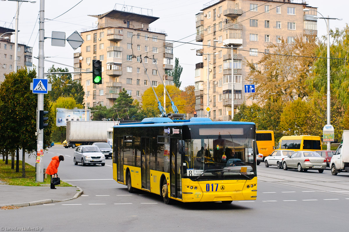 Запорожье, ЛАЗ E183D1 № 017