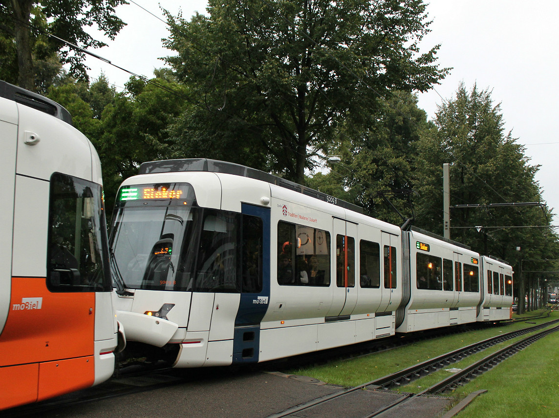 Билефельд, Vossloh GTZ8-B Vamos № 5009