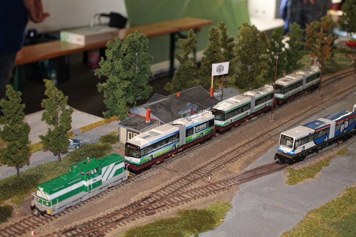 Eberswalde — Anniversary: 75 years of trolleybuses in Eberswalde (12.09.2015) • Jubiläum: 75 Jahre Obusbetrieb in Eberswalde (12.09.2015); Modelling