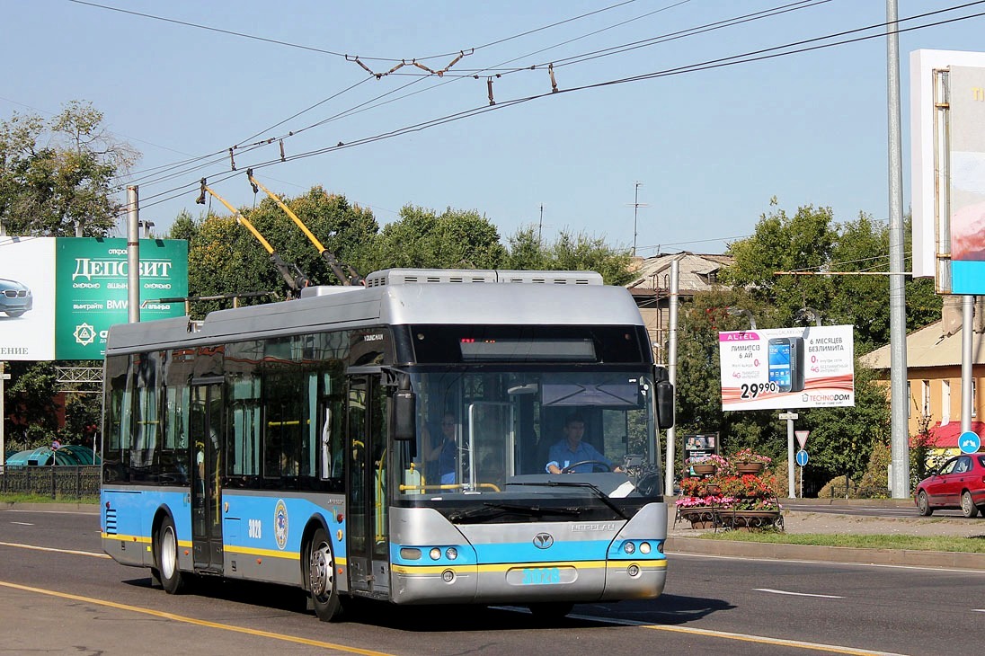Alma-Ata, YoungMan JNP6120GDZ (Neoplan Kazakhstan) č. 3028
