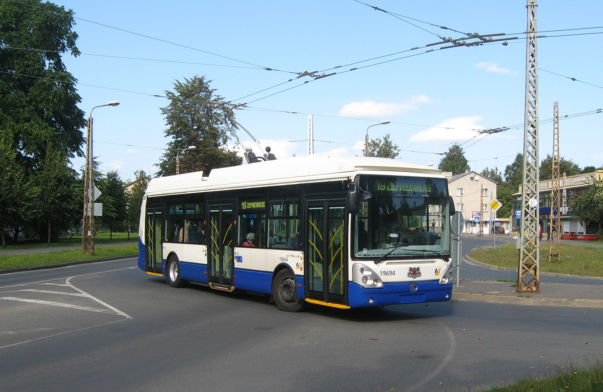 Рига, Škoda 24Tr Irisbus Citelis № 19694