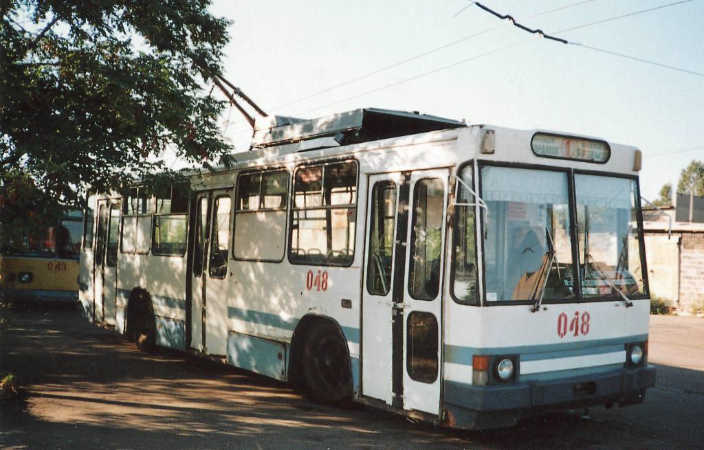 Dzerjînsk, YMZ T2 Nr. 048