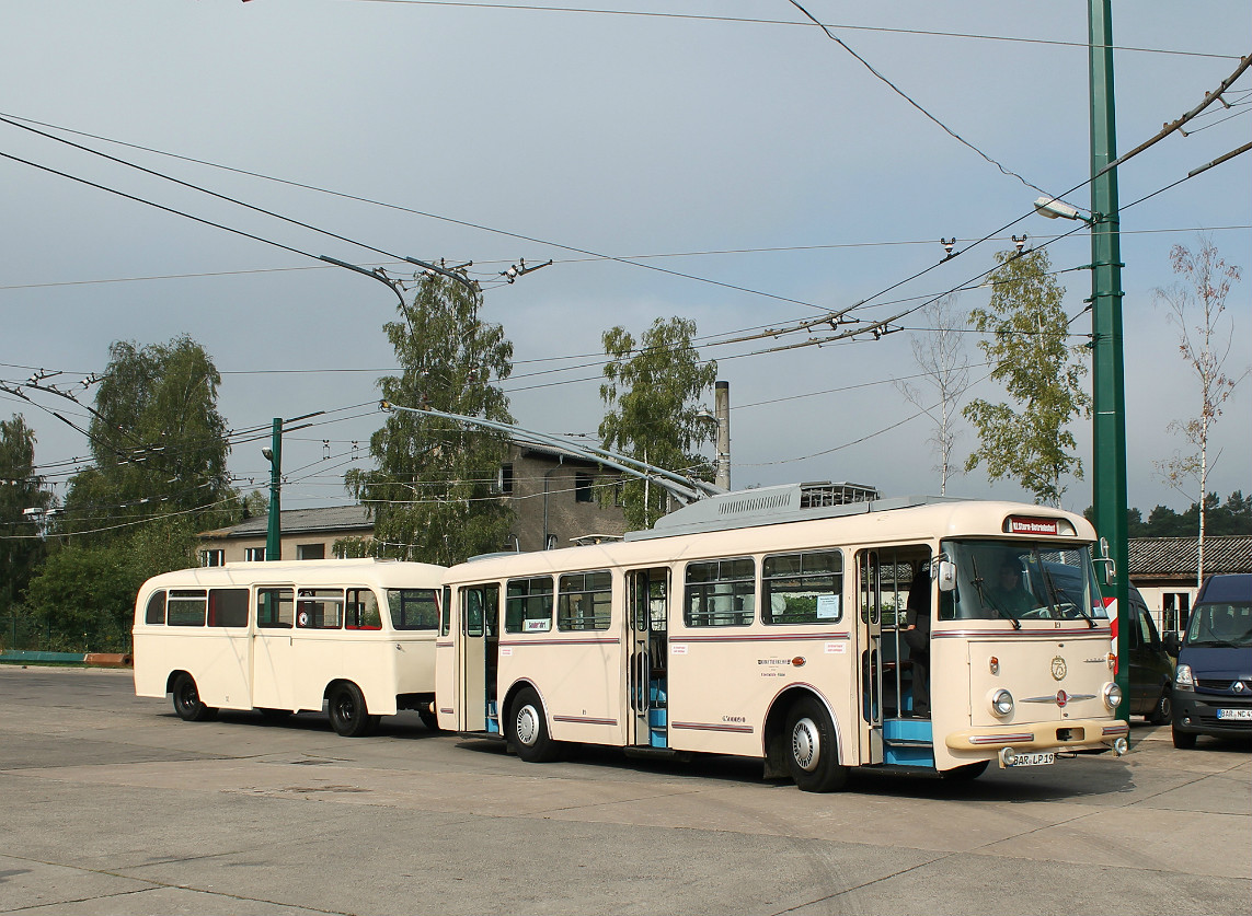Eberswalde, Škoda 9Tr14 č. 19; Eberswalde, LOWA W700 č. XI; Eberswalde — Anniversary: 75 years of trolleybuses in Eberswalde (12.09.2015) • Jubiläum: 75 Jahre Obusbetrieb in Eberswalde (12.09.2015)