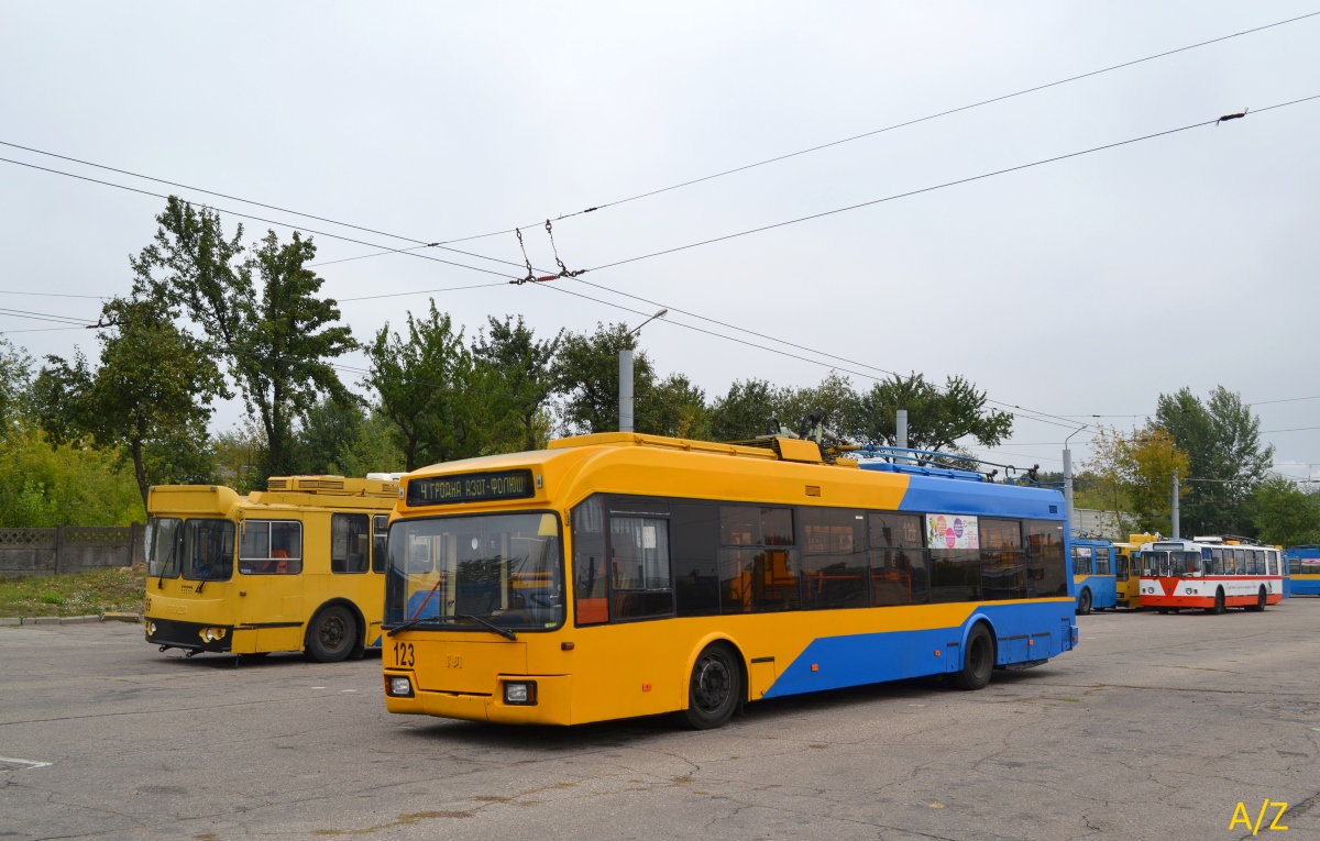 Гродно, БКМ 32102 № 123