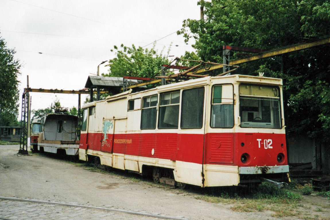 Донецк, Tatra T3SU (двухдверная) № ХДМ-2; Донецк, 71-605 (КТМ-5М3) № Т-02