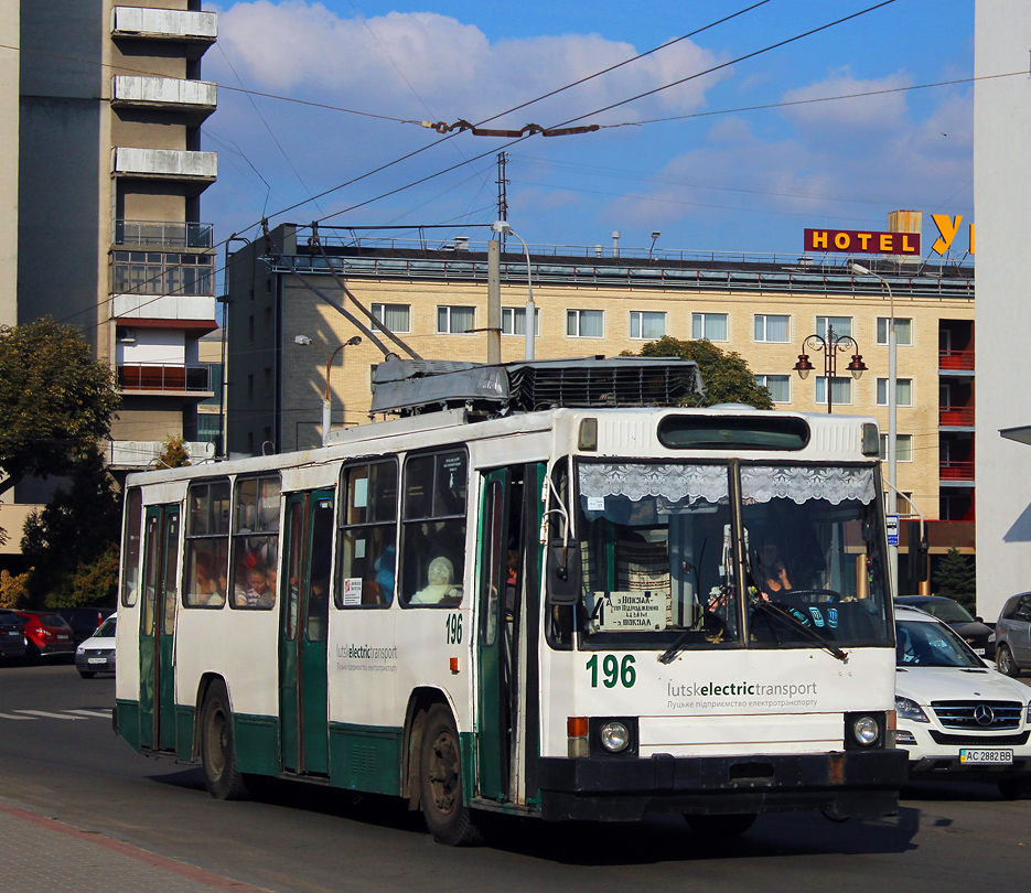 Луцк, ЮМЗ Т2 № 196 Луцк, ЮМЗ Т2 № 196