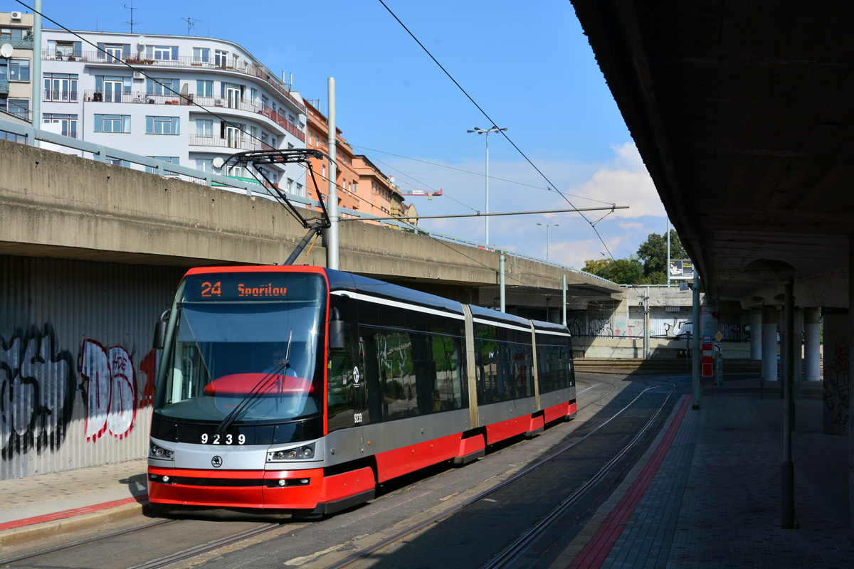 Прага, Škoda 15T3 ForCity Alfa Praha № 9239