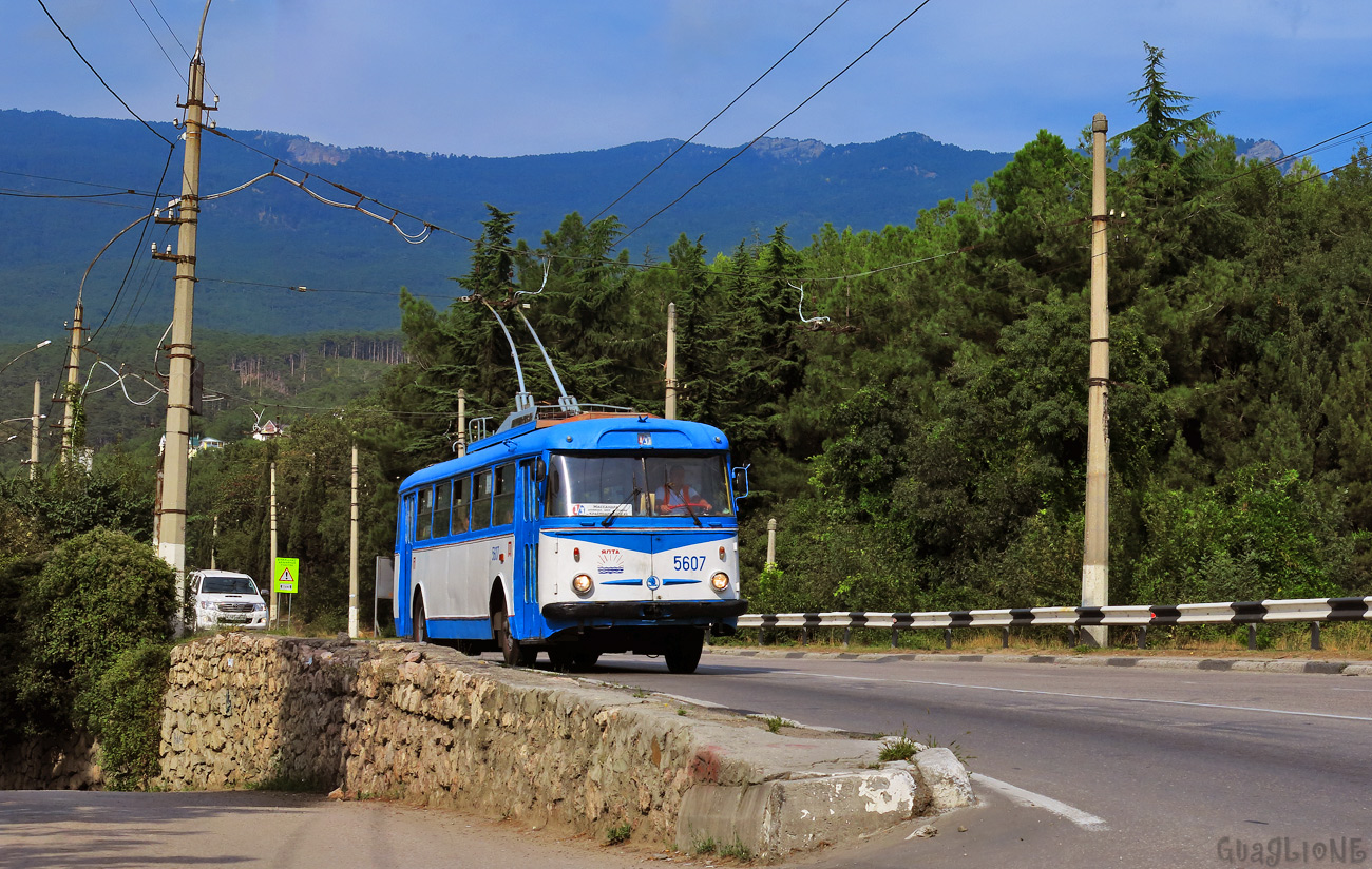 Крымский троллейбус, Škoda 9Tr24 № 5607
