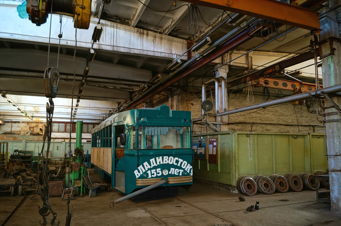 Владивосток, РВЗ-6М2 № 251; Владивосток — Ретро-вагон