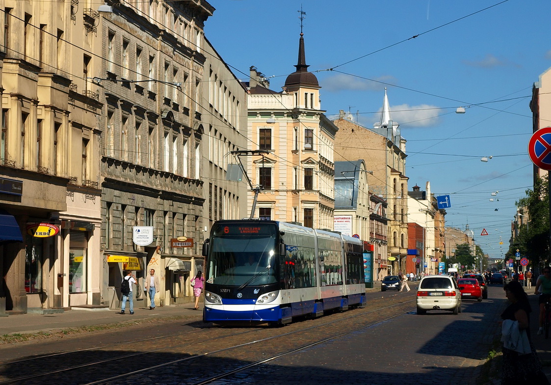 Рига, Škoda 15T ForCity Alfa Riga № 57071