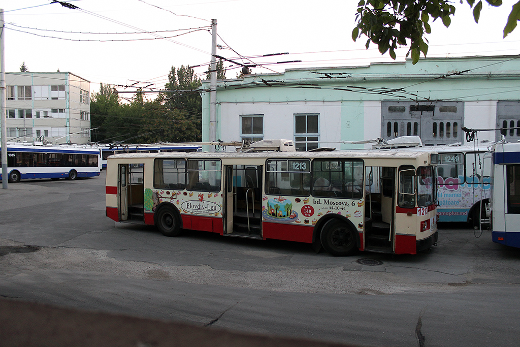 Кишинёв, ЗиУ-682В-012 [В0А] № 1213