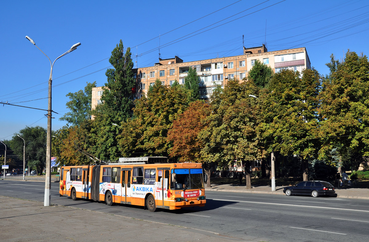 Кривой Рог, ЮМЗ Т1 № 017 Кривой Рог, ЮМЗ Т1 № 017