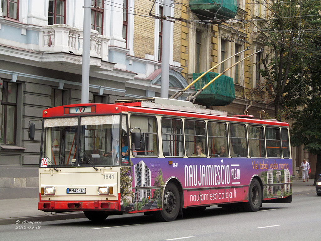 Вильнюс, Škoda 14Tr13/6 № 1641