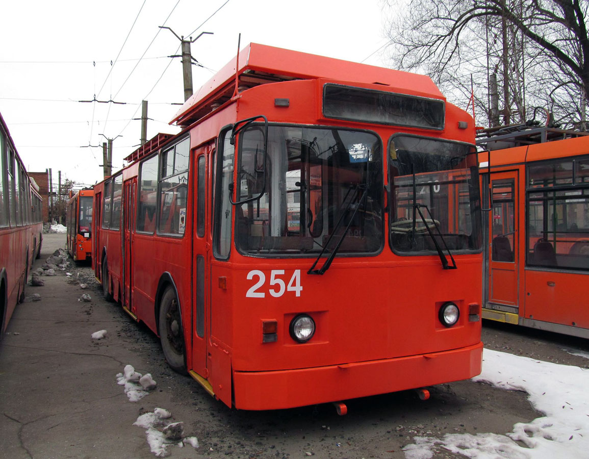Пермь, ЗиУ-682 КР Иваново № 254