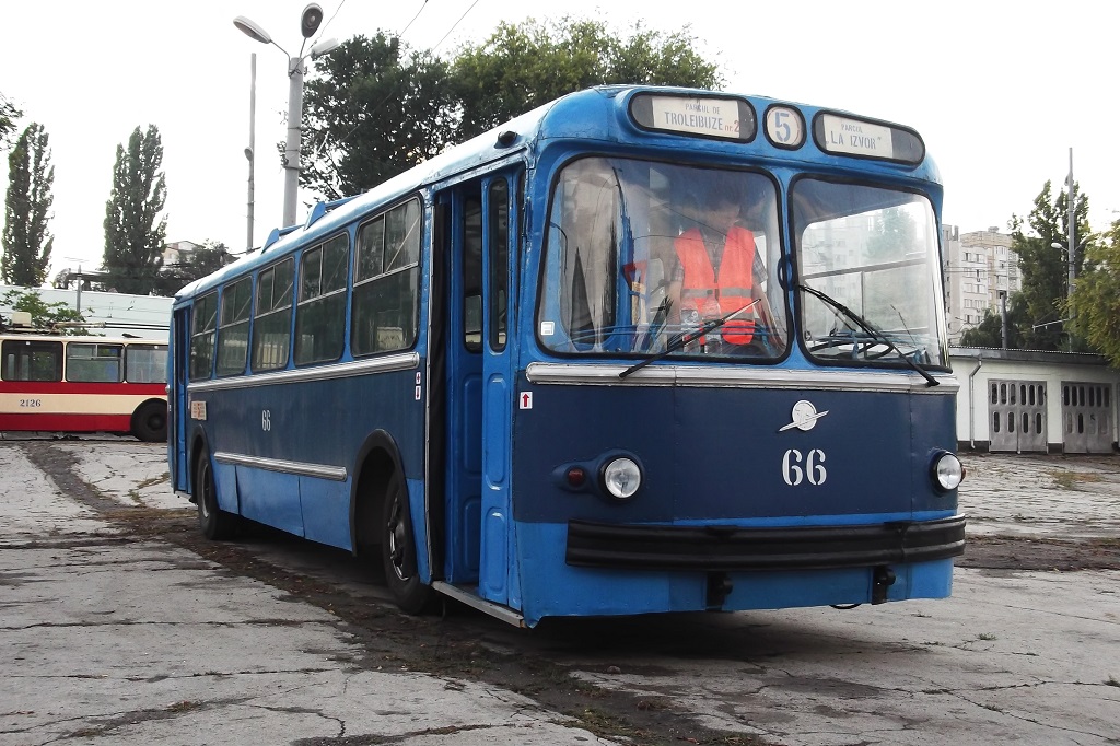 Кишинёв, ЗиУ-5Д № 66