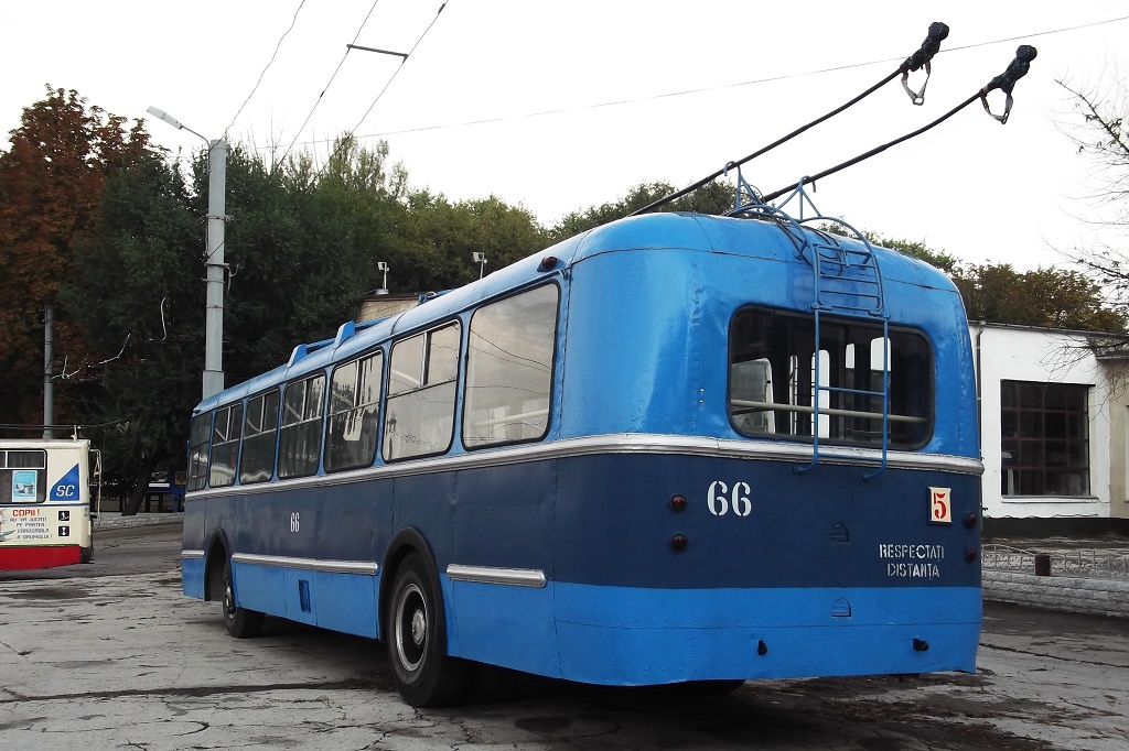 Кишинёв, ЗиУ-5Д № 66