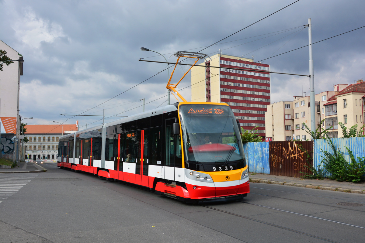 Praga, Škoda 15T4 ForCity Alfa Praha Nr 9339