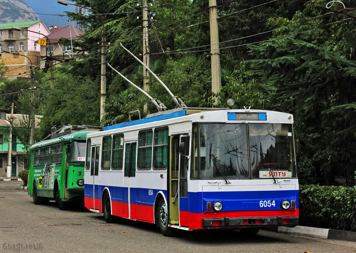 Крымский троллейбус, Škoda 14Tr02/6 № 6054
