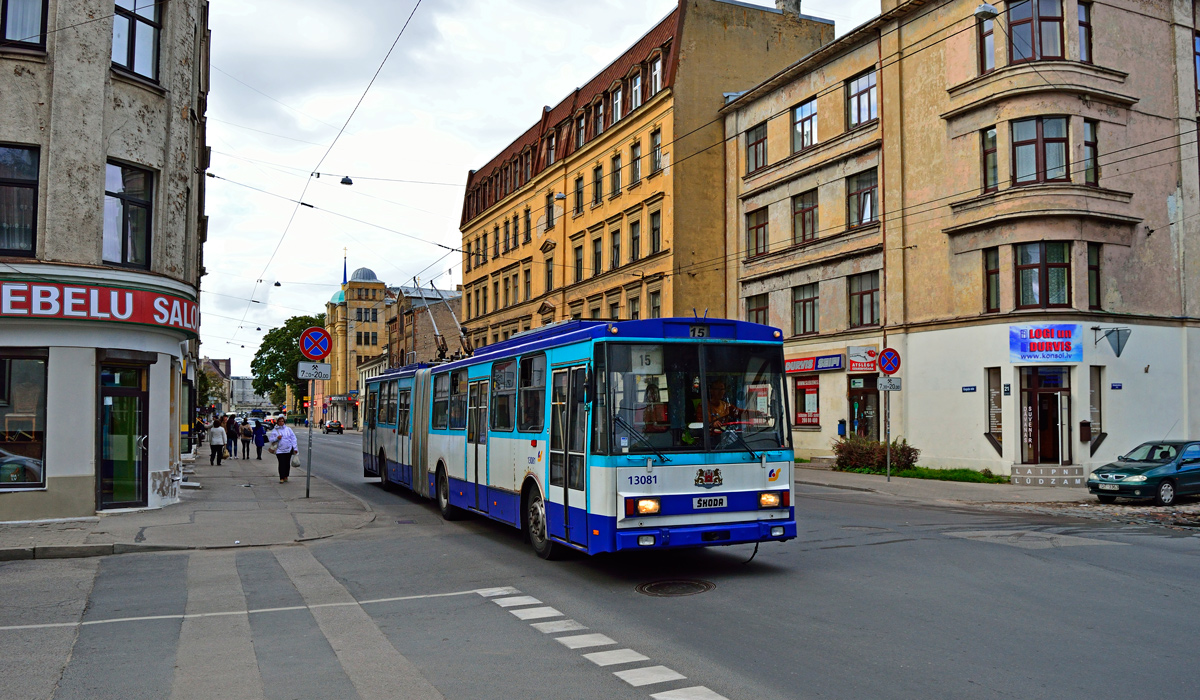 Рига, Škoda 15Tr02/6 № 13081