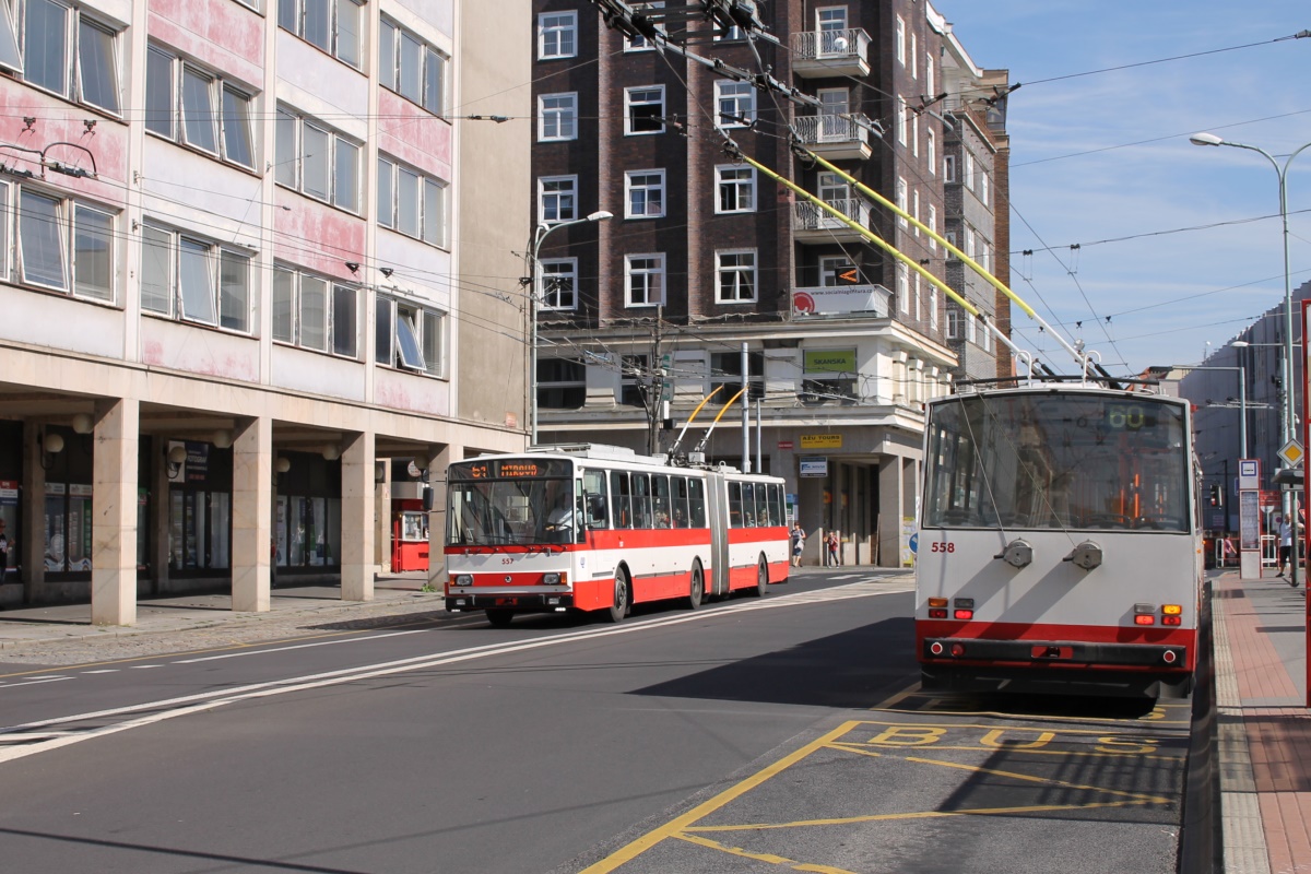 Усти-над-Лабем, Škoda 15Tr13/6M № 557; Усти-над-Лабем, Škoda 15Tr13/6M № 558