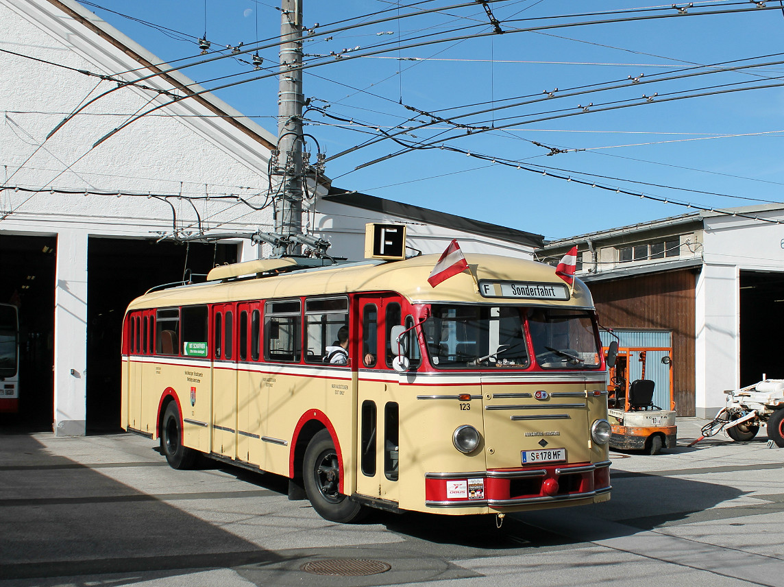 Зальцбург, Henschel/Uerdingen/Kiepe ÜH IIIs № 123