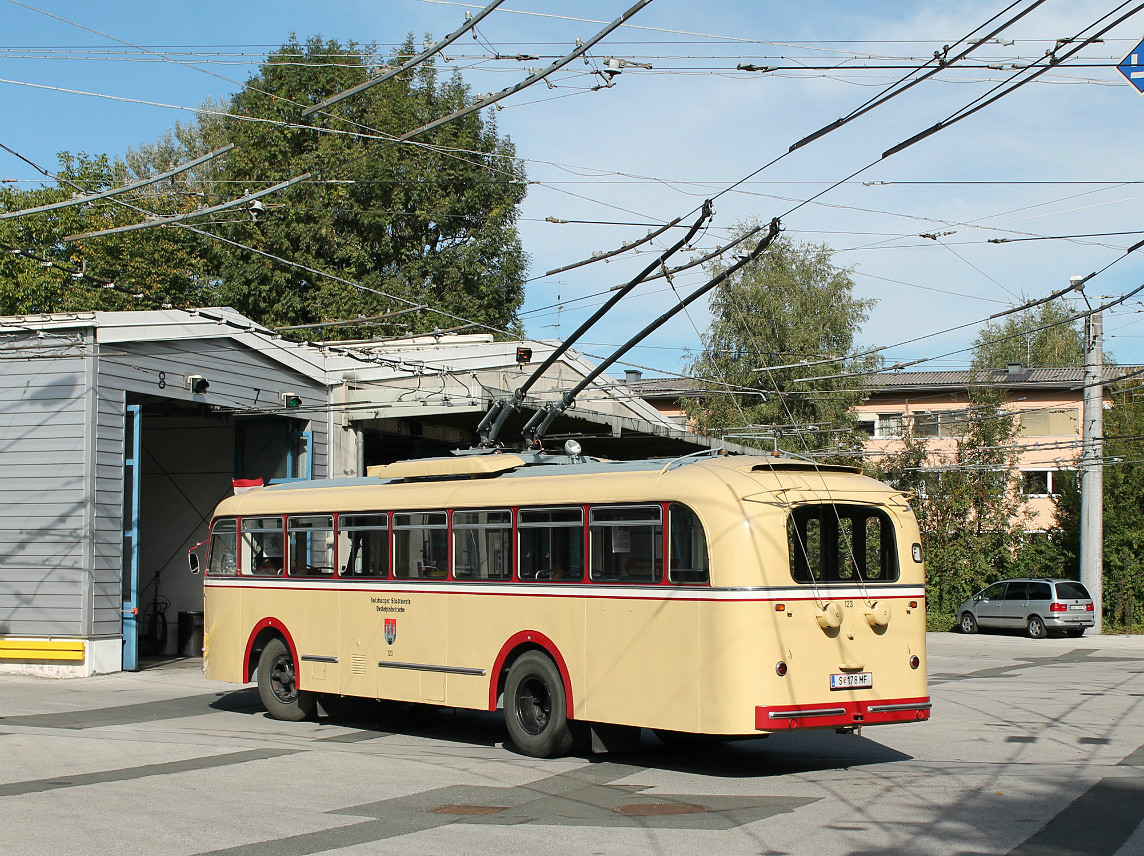 Зальцбург, Henschel/Uerdingen/Kiepe ÜH IIIs № 123