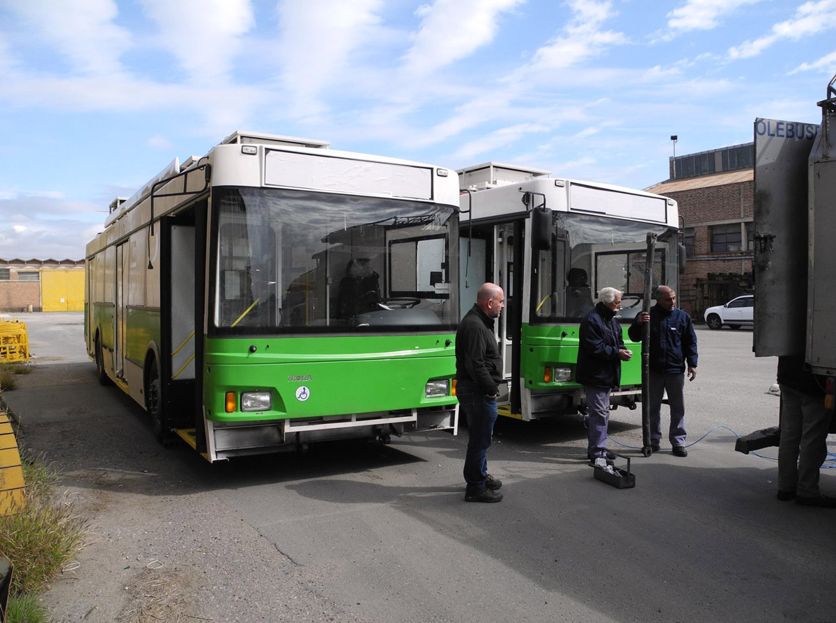 Кордова, Тролза-5275.03 «Оптима» № 74; Кордова, Тролза-5275.03 «Оптима» № 73; Кордова — Новые троллейбусы