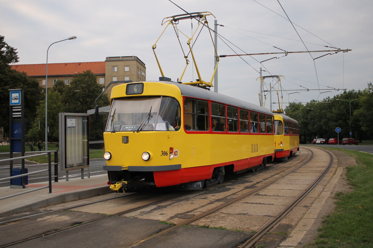 Мост ― Литвинов, Tatra T3M.3 № 306