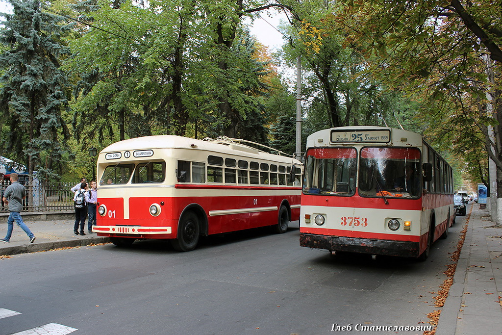 Кишинёв, МТБ-82Д № 01; Кишинёв, ЗиУ-682В [В00] № 3753
