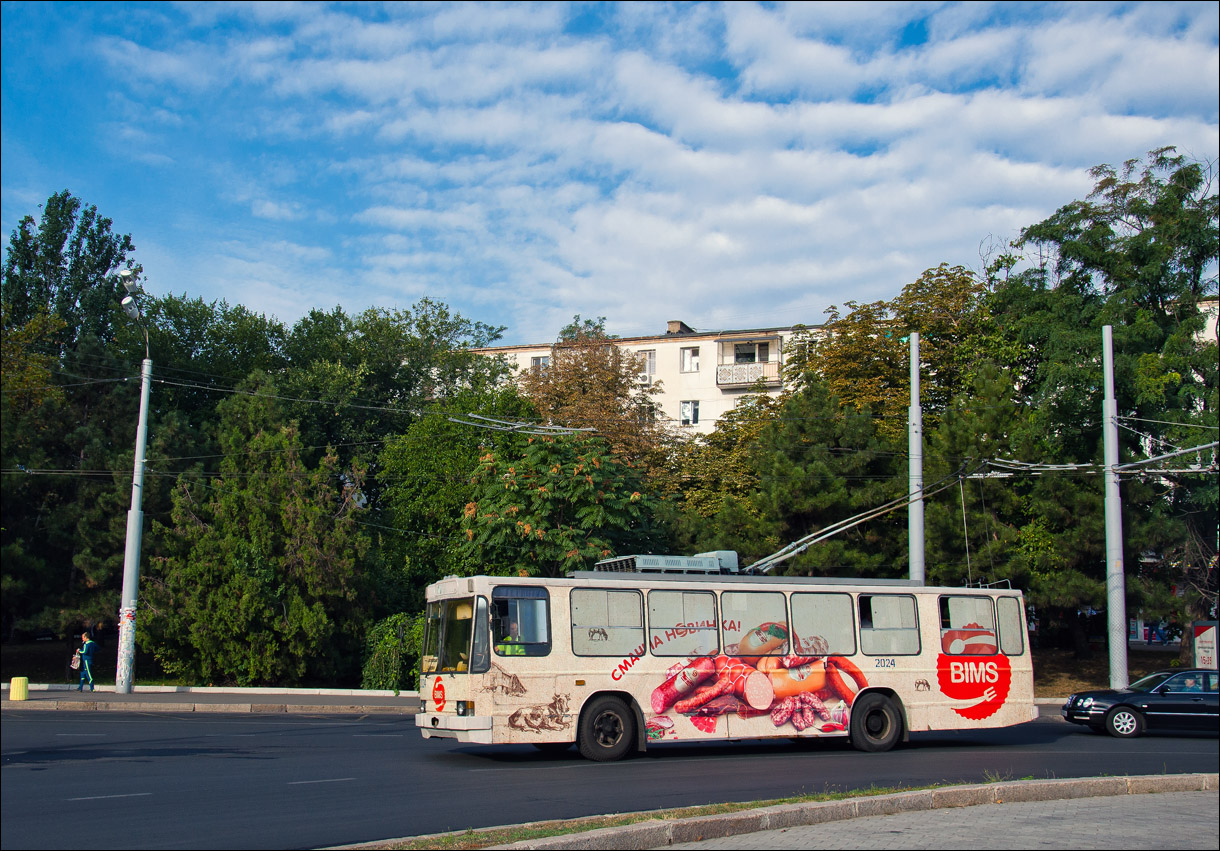 Одесса, ЮМЗ Т1Р (Т2П) № 2024