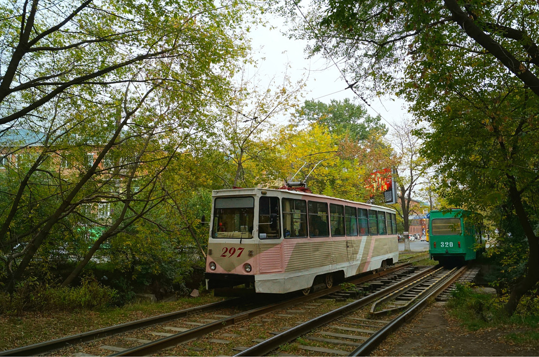 Vlagyivosztok, 71-605 (KTM-5M3) — 297