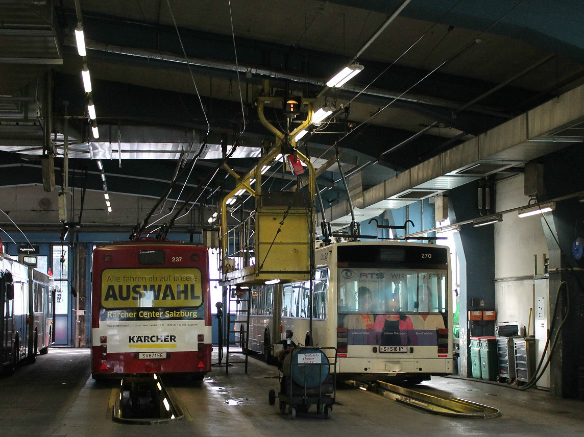 Зальцбург, Gräf & Stift J13 NGT204 M16 № 237; Зальцбург, Van Hool AG 300T № 270