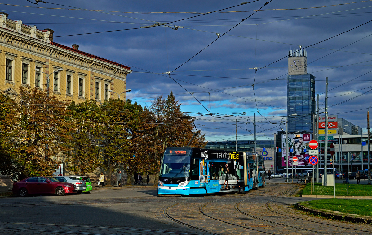 Рыга, Škoda 15T ForCity Alfa Riga № 57071