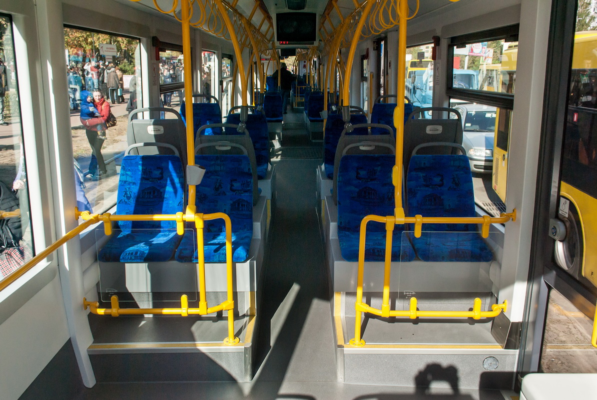 Киев, PESA 71-414К (Fokstrot) № 751; Киев — Парад трамваев 10.10.2015; Киев — Презентации новой техники