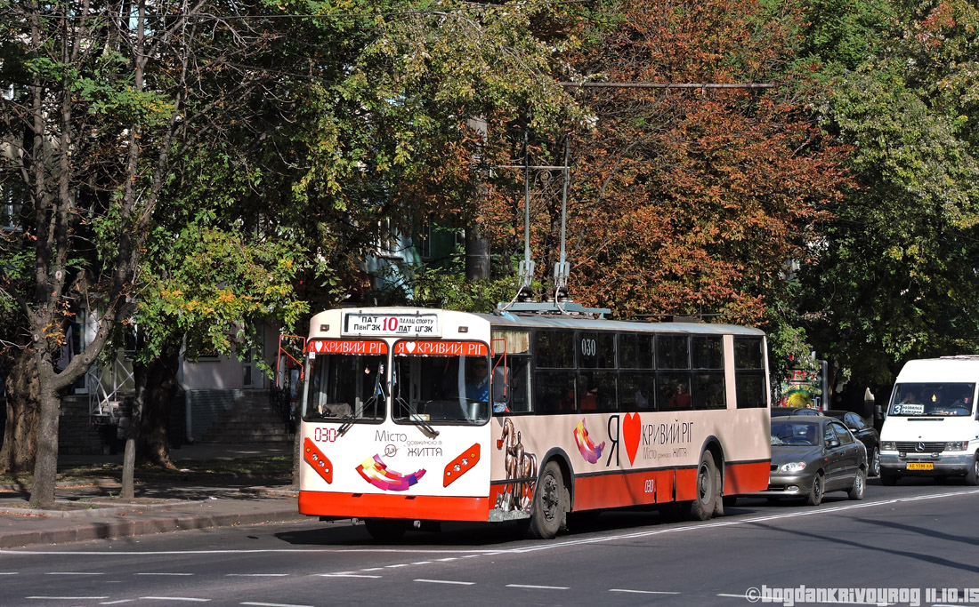 Кривой Рог, ЗиУ-682П № 030
