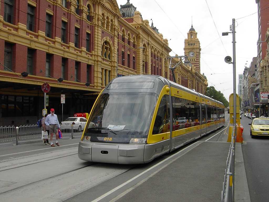 Мельбурн, Bombardier Eurotram (Flexity Outlook) № 018