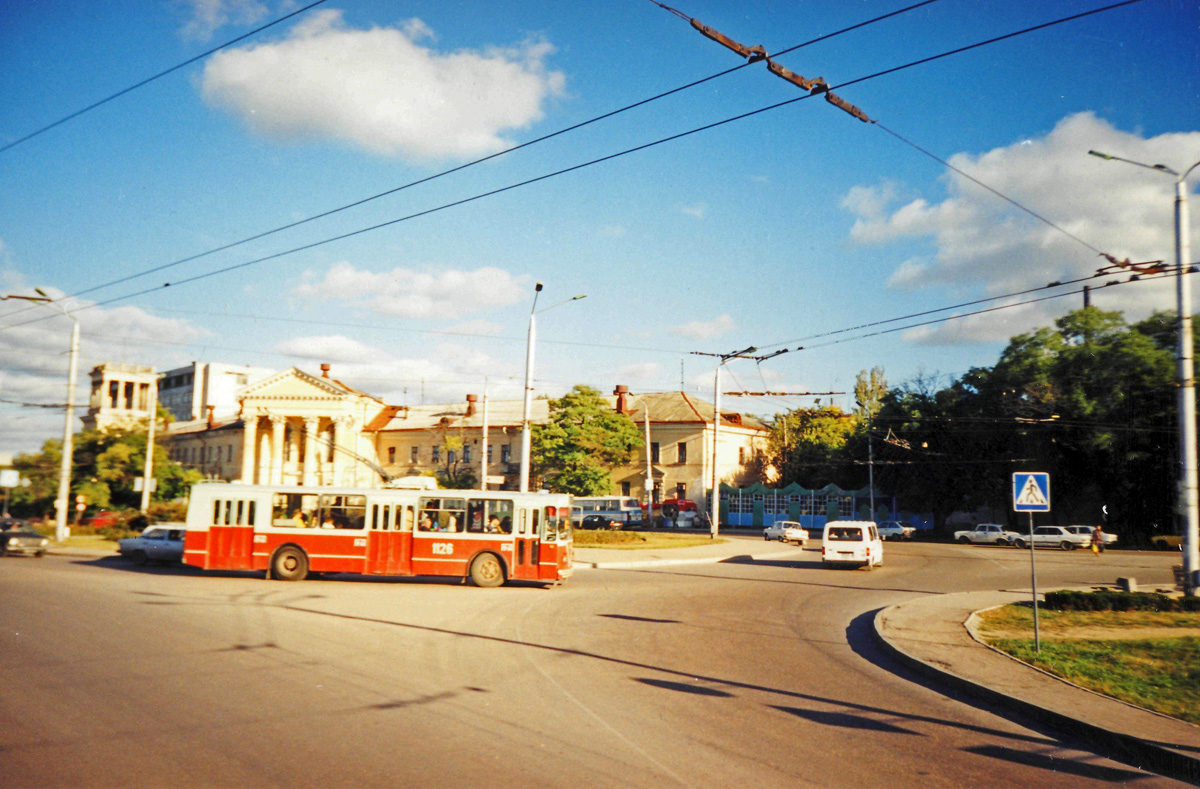 Севастополь, ЗиУ-682В [В00] № 1126