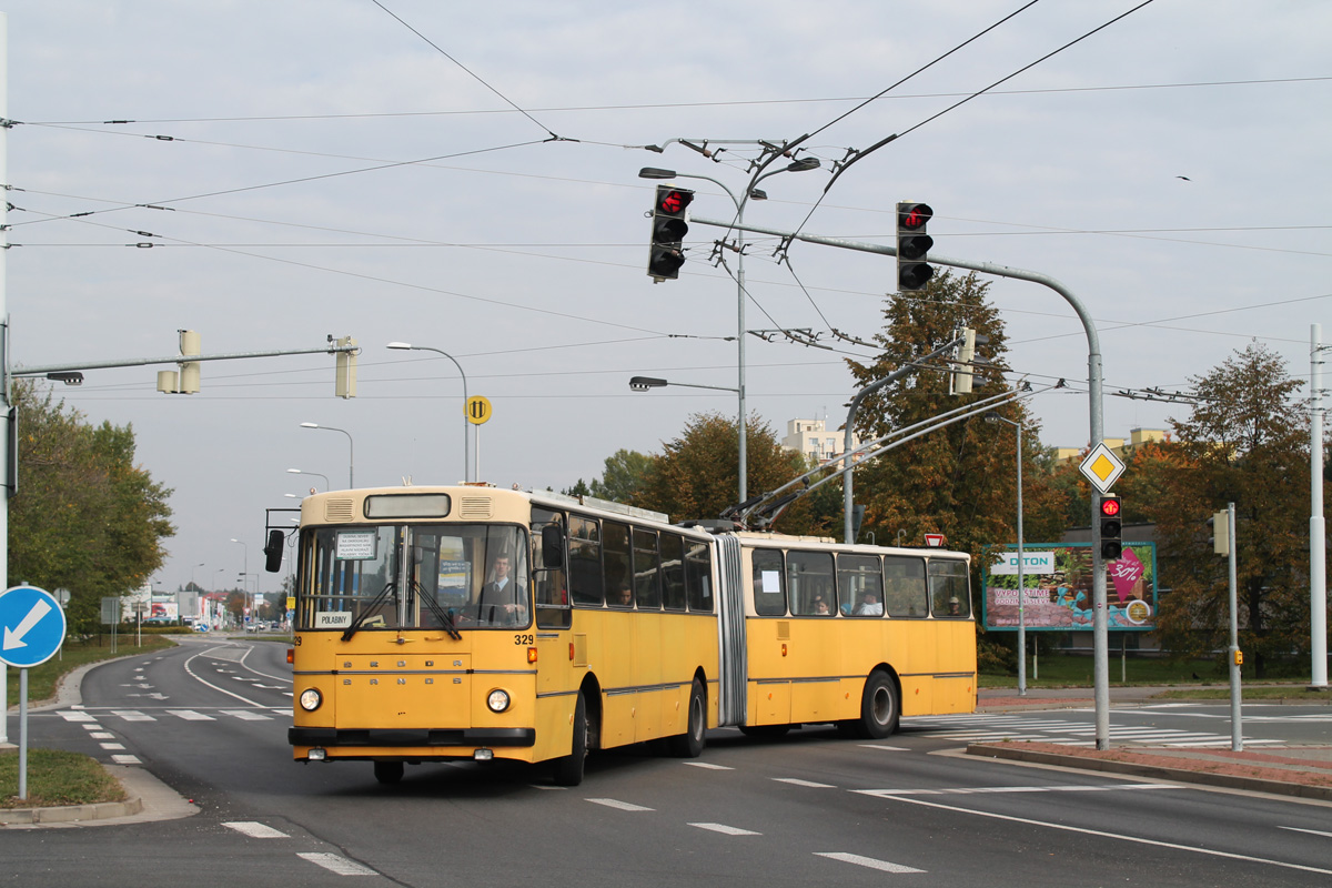 Пардубице, Škoda Sanos S 200 Tr № 329