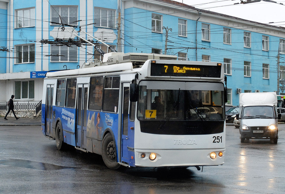 Владимир, ЗиУ-682Г-016.04 № 251