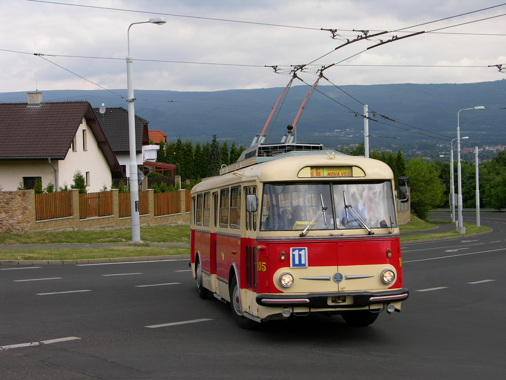 Теплице, Škoda 9TrHT28 № 105