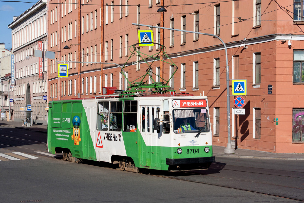 Sankt-Peterburg, LM-68M № 8704
