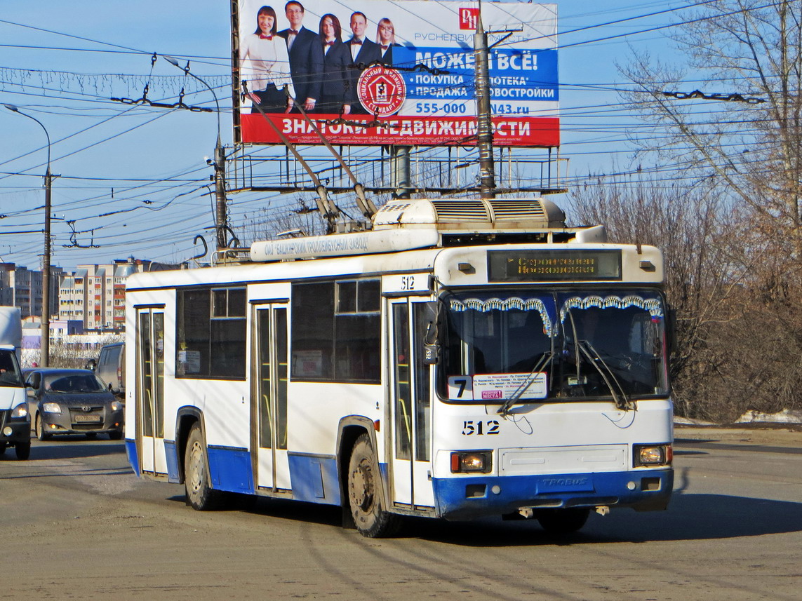 Киров, БТЗ-52764Р № 512