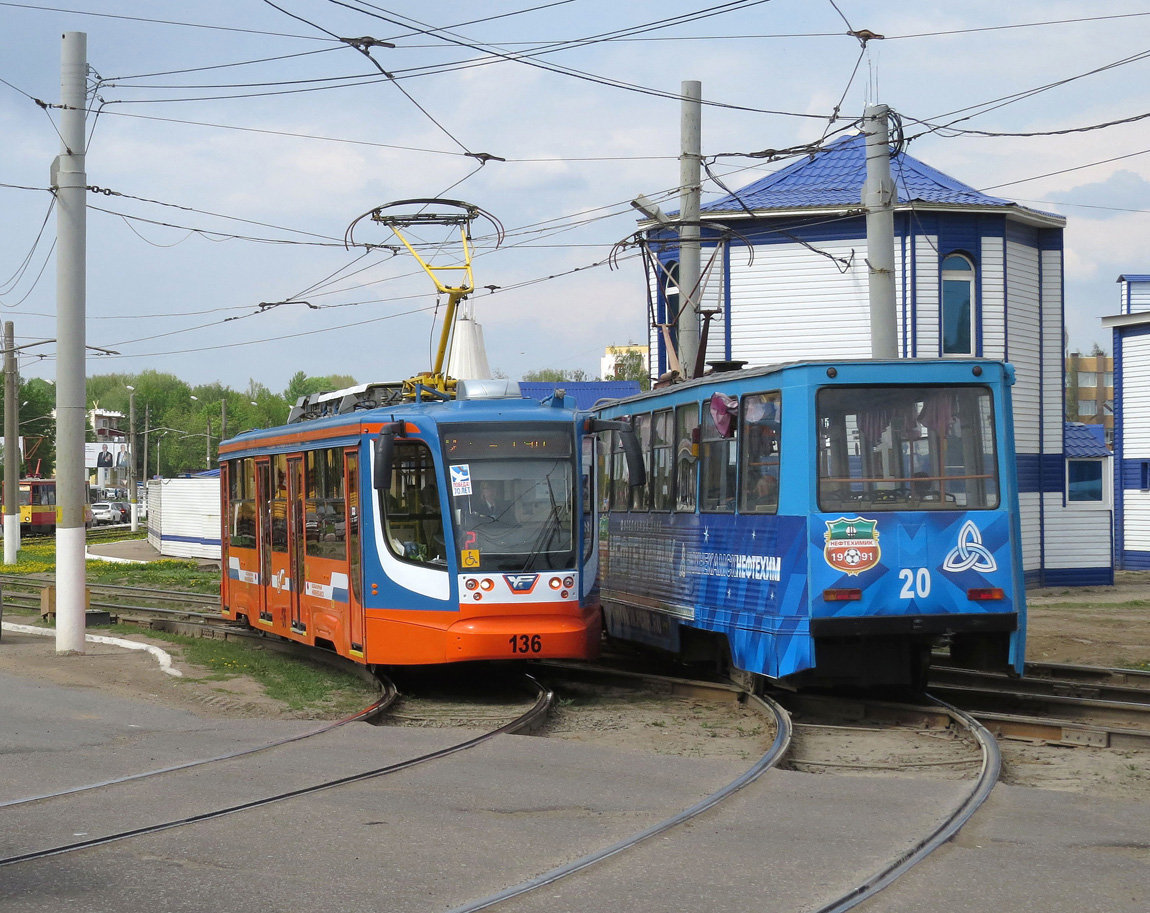 Нижнекамск, 71-623-02 № 136; Нижнекамск, 71-605 (КТМ-5М3) № 20