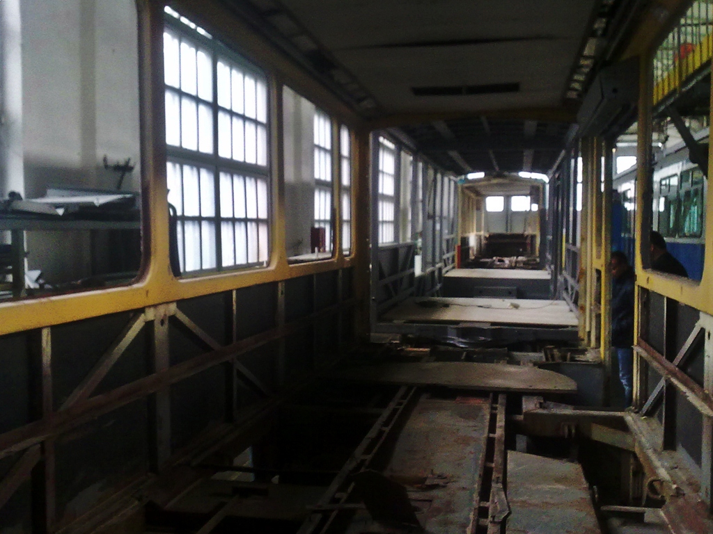 Vinica, Tatra KT4SU nr. 228