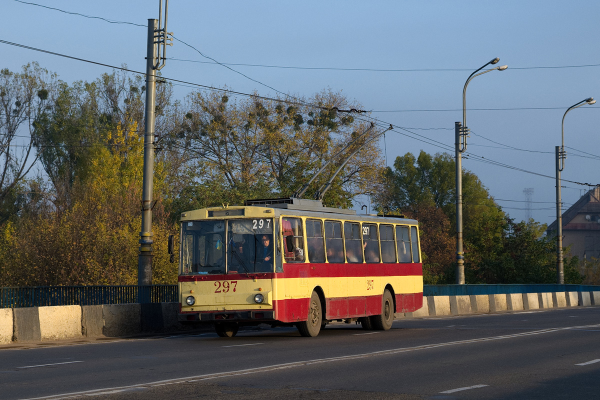 ჩერნივცი, Škoda 14Tr89/6 № 297