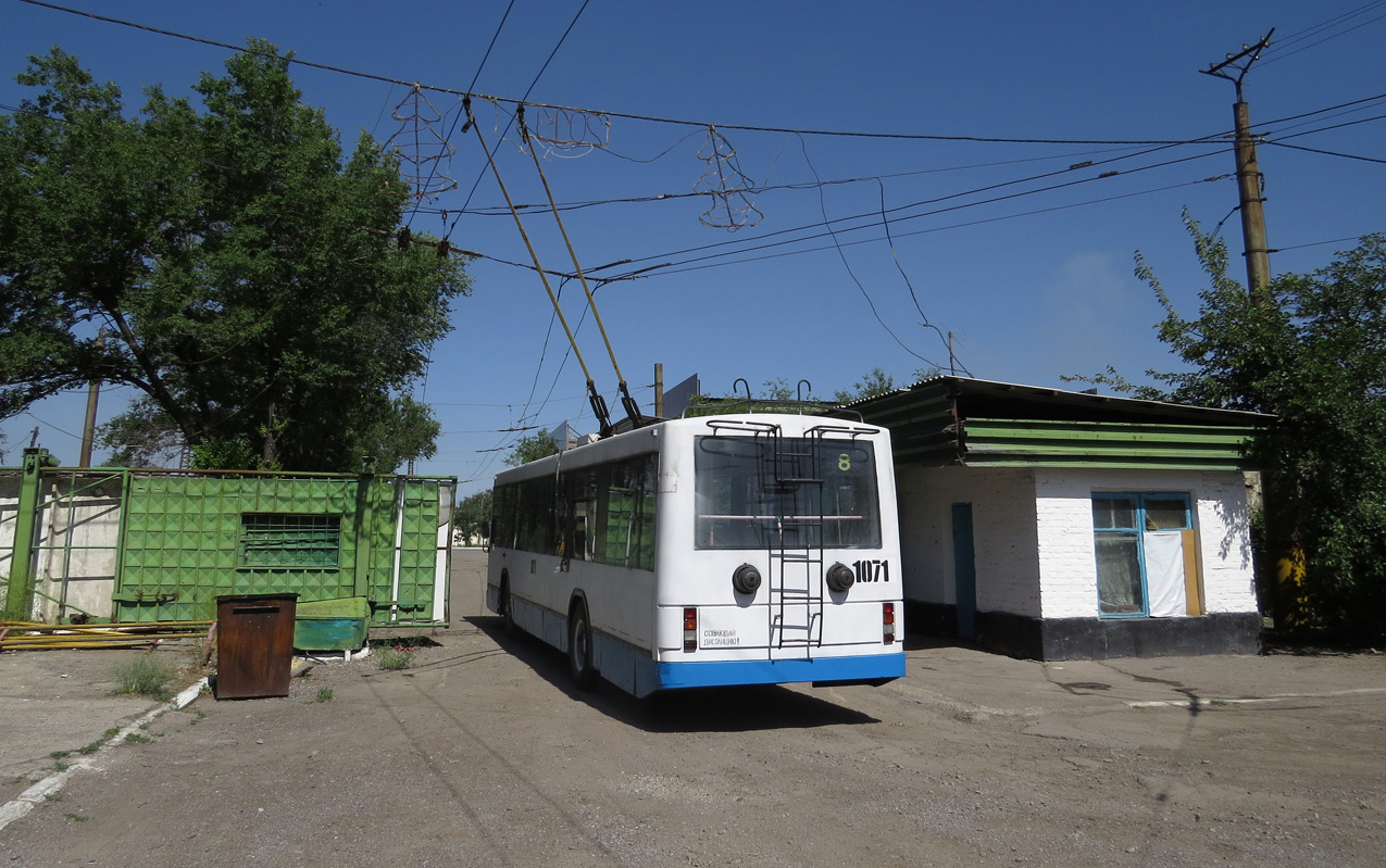 Тараз, ТП KAZ 398 № 1071; Тараз — 10.06.2014 — Последний выход таразского троллейбуса: спецпоездка на ТП KAZ 398