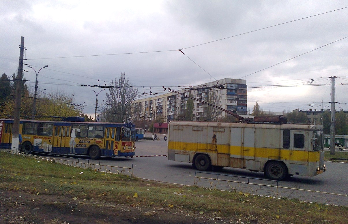 Алчевск, КТГ-1 № 333 ТГ; Алчевск, ЗиУ-682В [В00] № 319