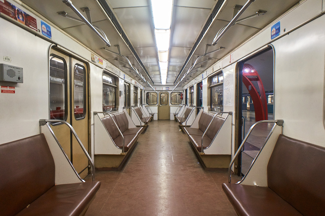 Москва, 81-717 (ЛВЗ) № 8728